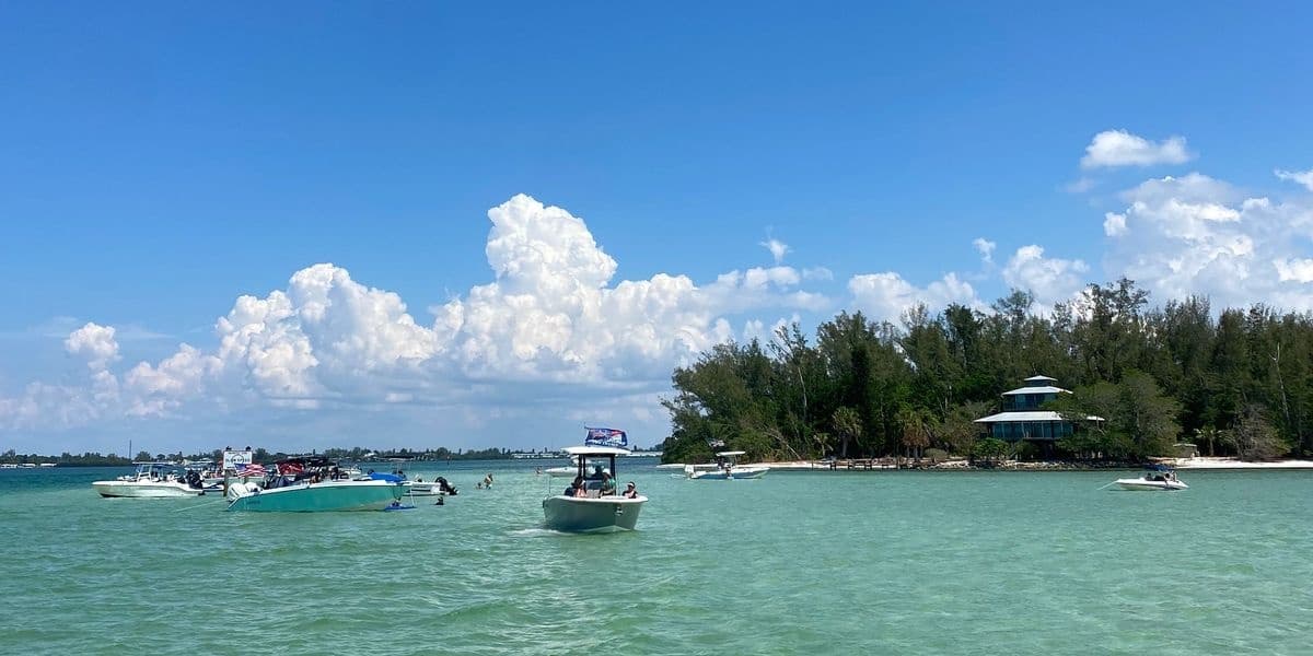 Boat Rental in Cortez, Florida