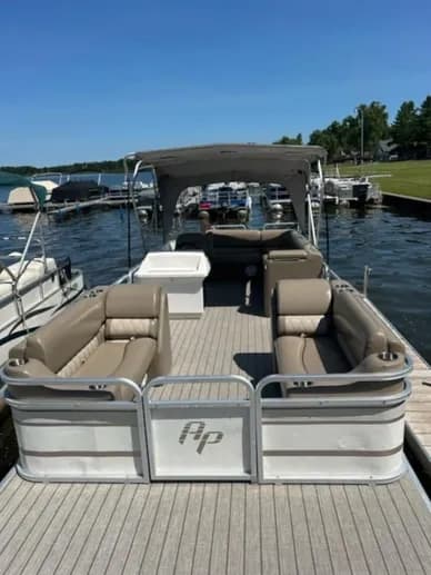 Brown Pontoon Boat #3: Relaxing Boating in St. Helen, MI