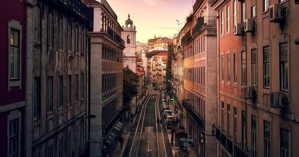 Sintra Half Day Tour with Lisbon on Wheels