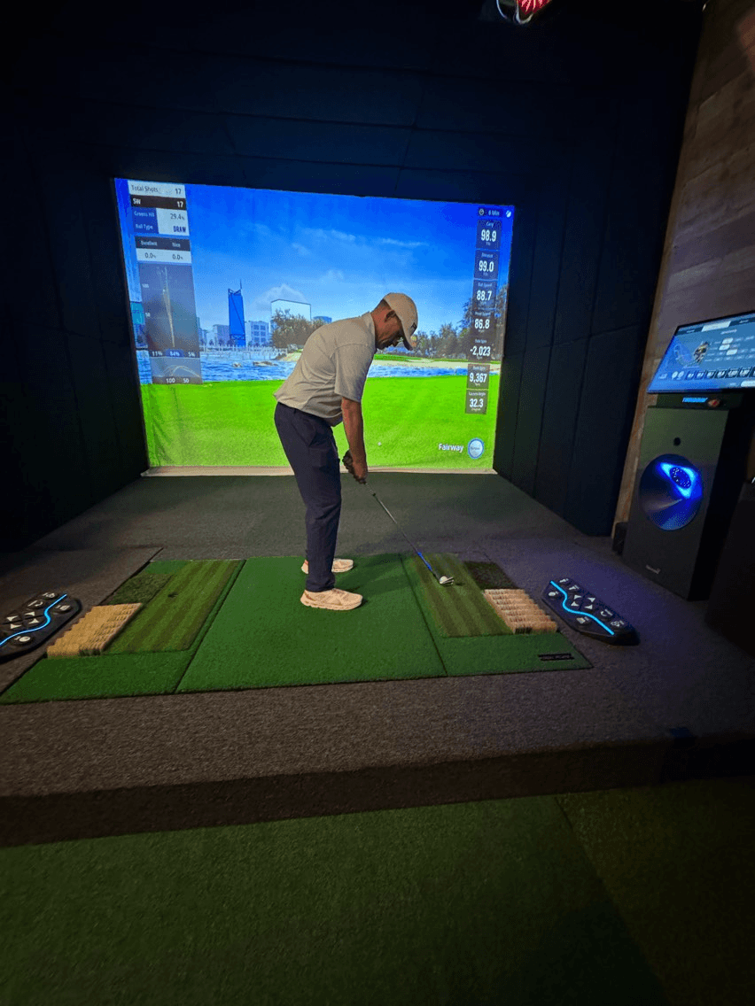 Member-Only Golf Simulator in Lake Charles: Golfzon Bays for Year-Round Practice