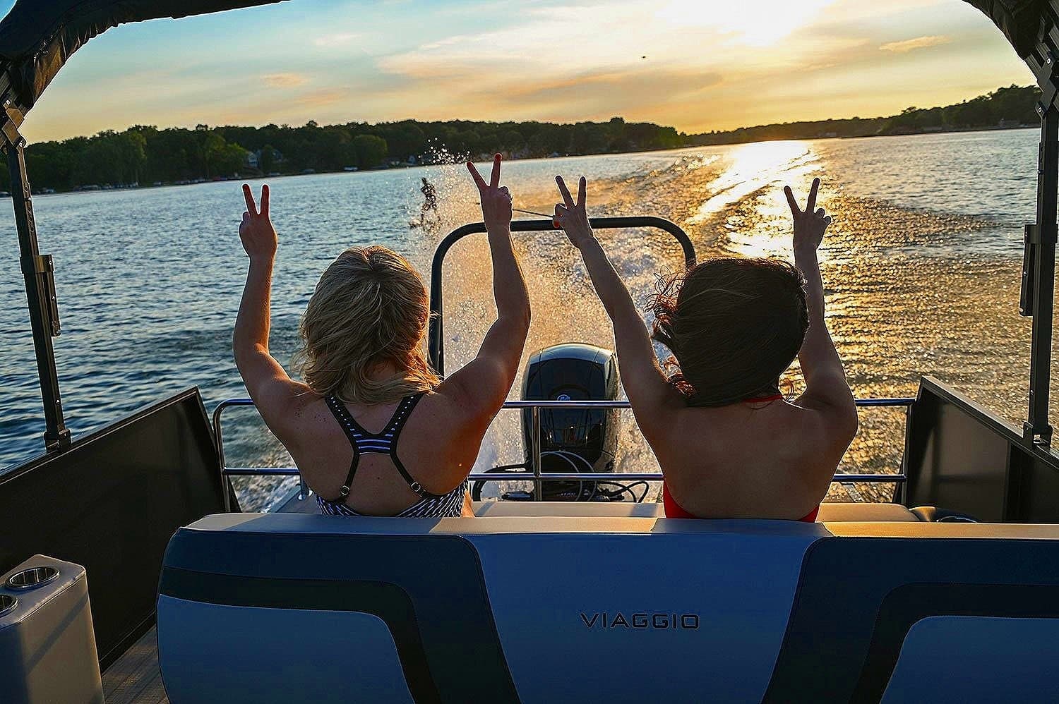 Lake Keowee Boat Rentals with Rentals of the Carolina Upstate