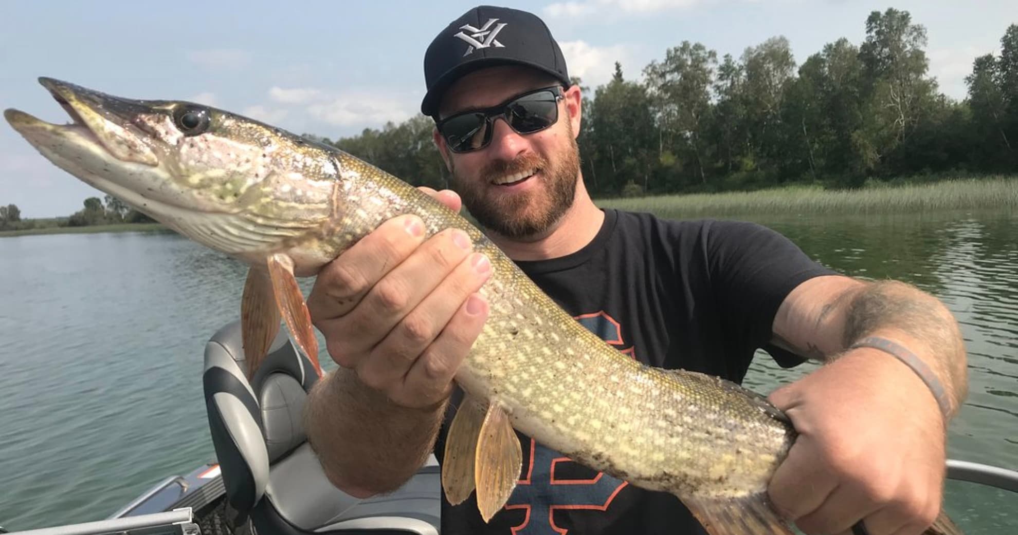 Explore the North Saskatchewan River: A Scenic Fishing and Boating Adventure in Alberta