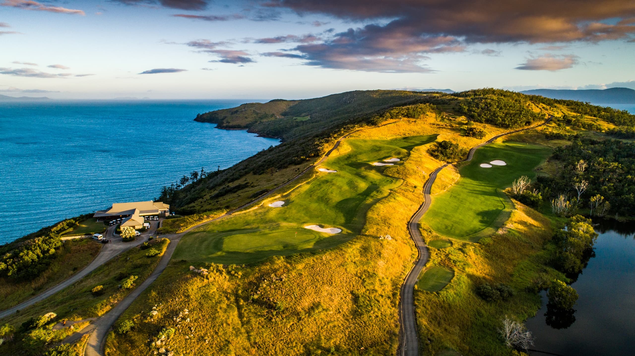 Private Jet Golf Escape to Hamilton Island: Dent Island, Heart Reef & Luxury Overnight photo 4