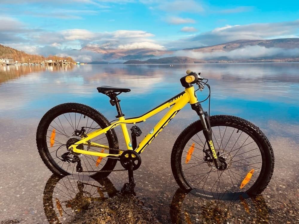 Loch Lomond by Bike: Balloch to Tarbet 4-Hour Guided Ride photo 2