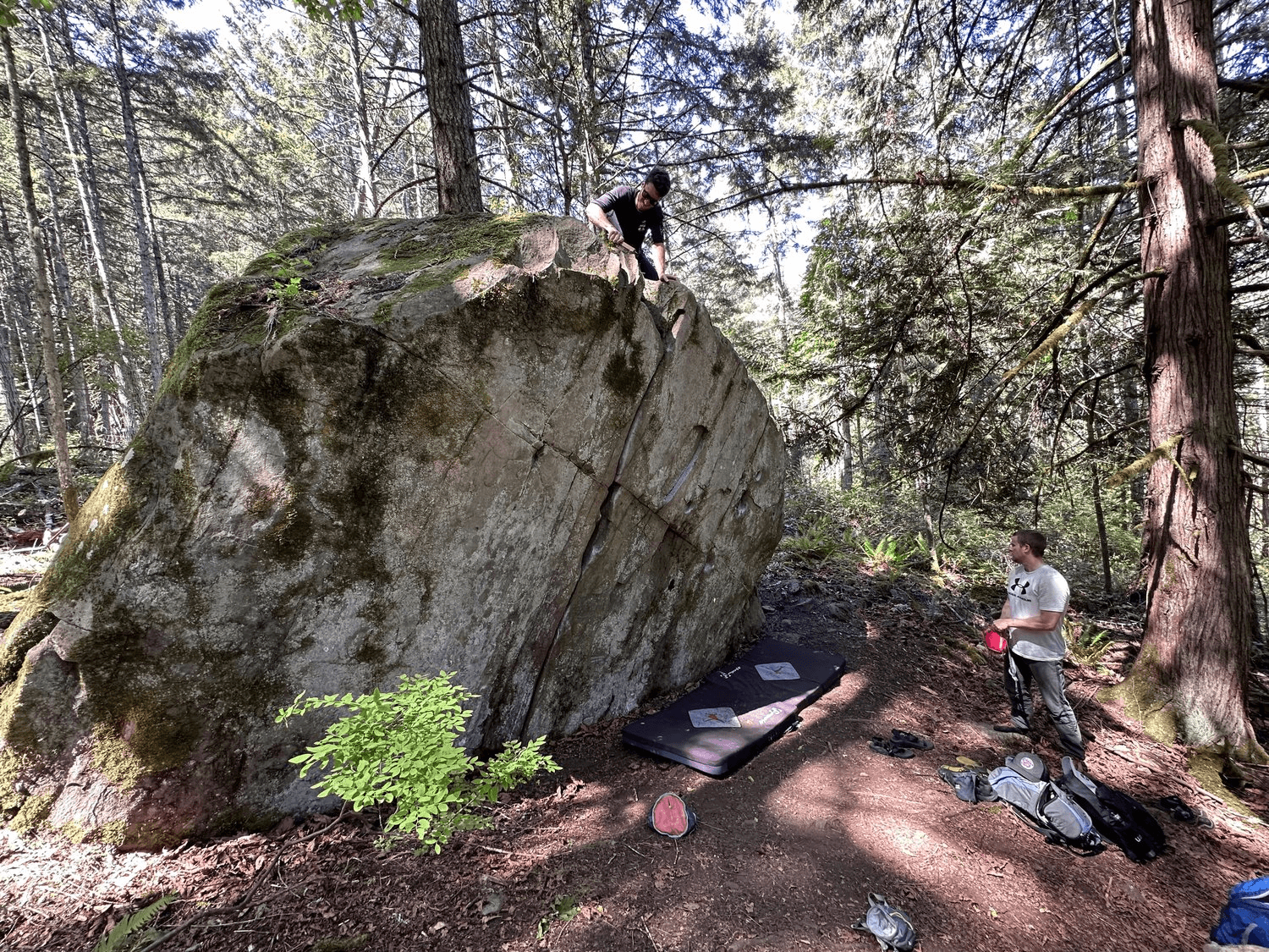 Guided Bouldering Day in Duncan, BC