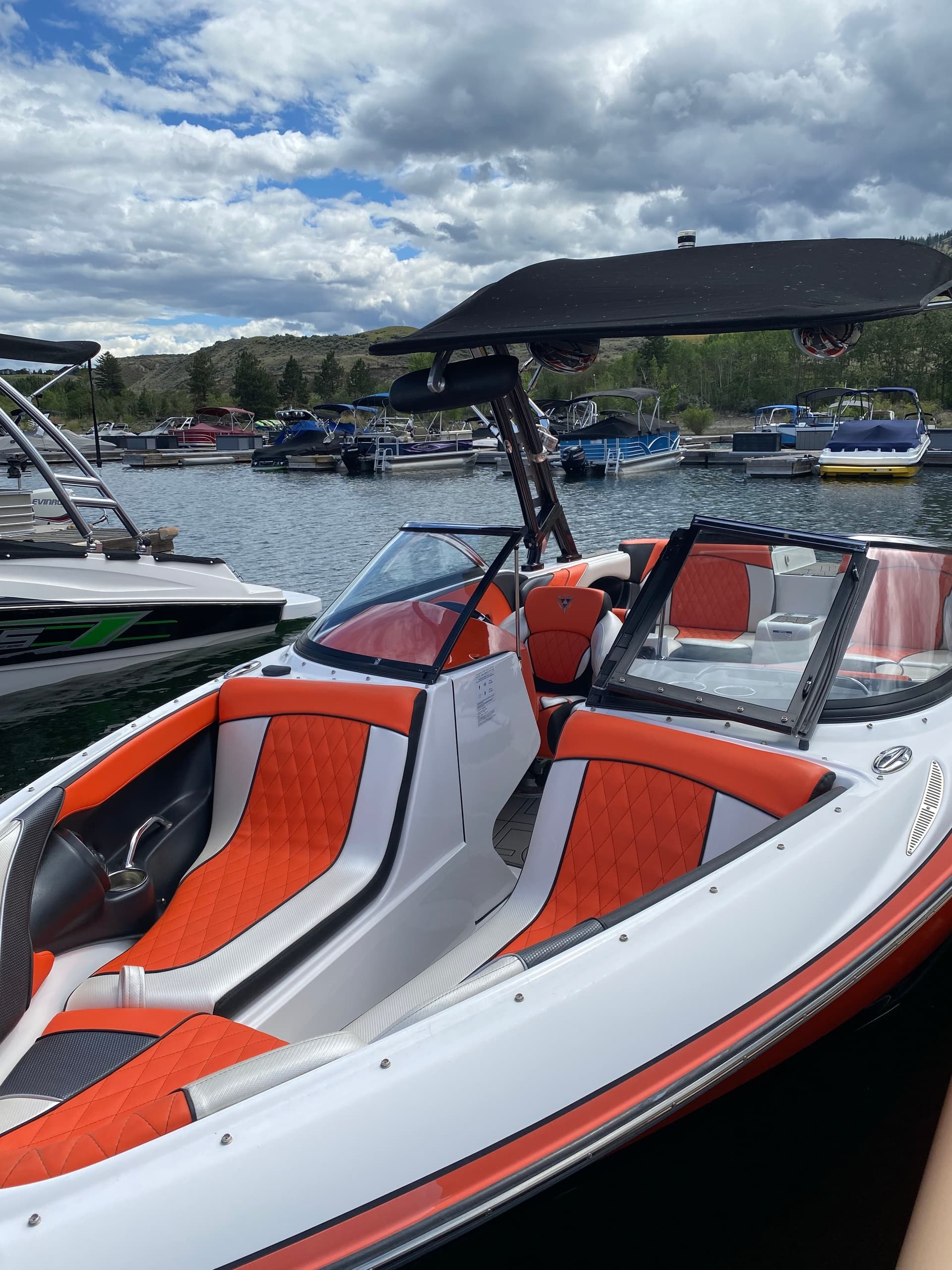 Svfara Wake Surf Boat Rental at Bruker Marina BC