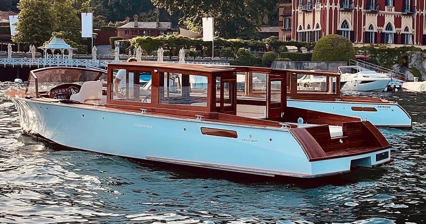 Sunset Boat Tour on Lake Como with Como Classic Boats