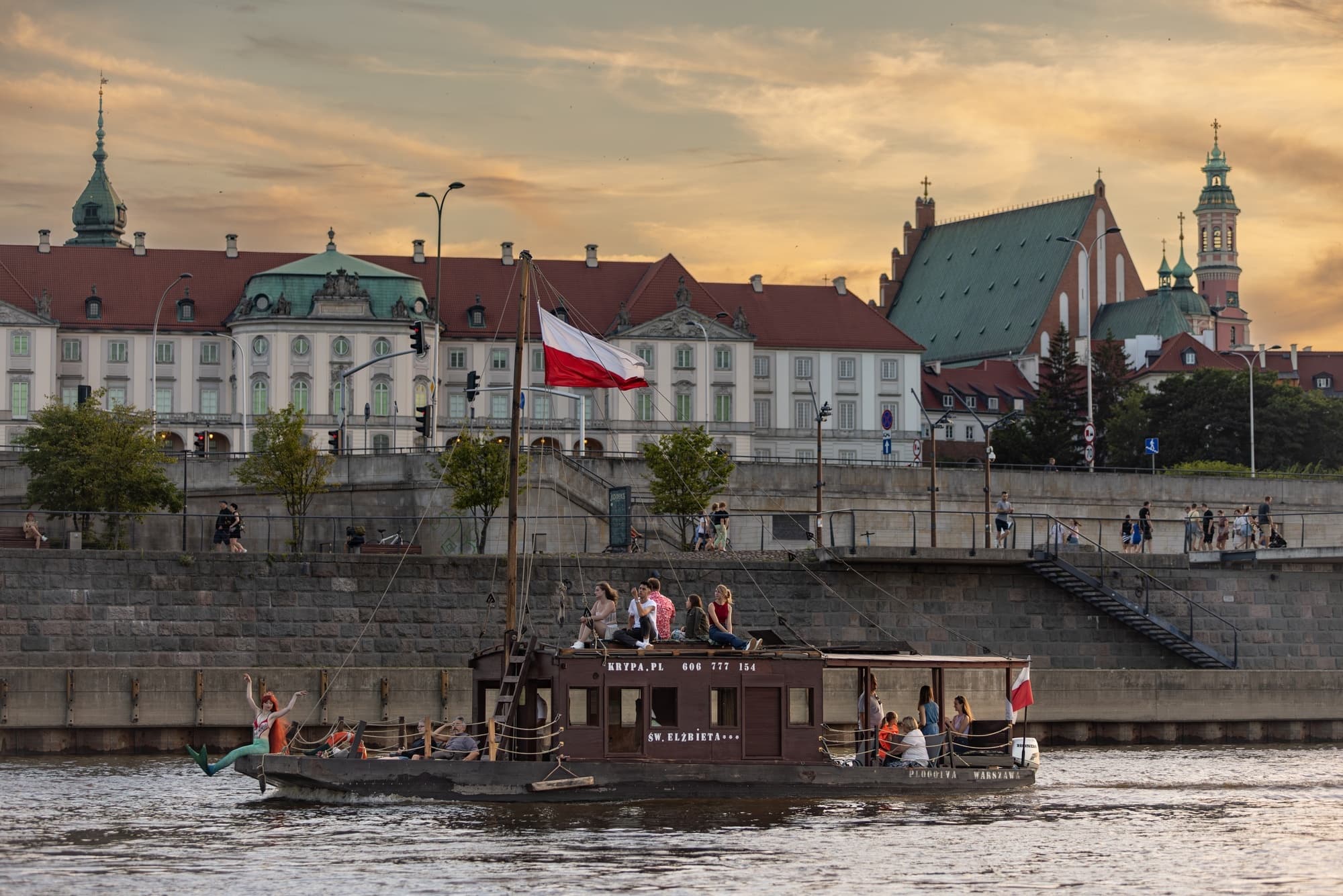 Water Activities: Old Town Panorama Cruises in Warsaw