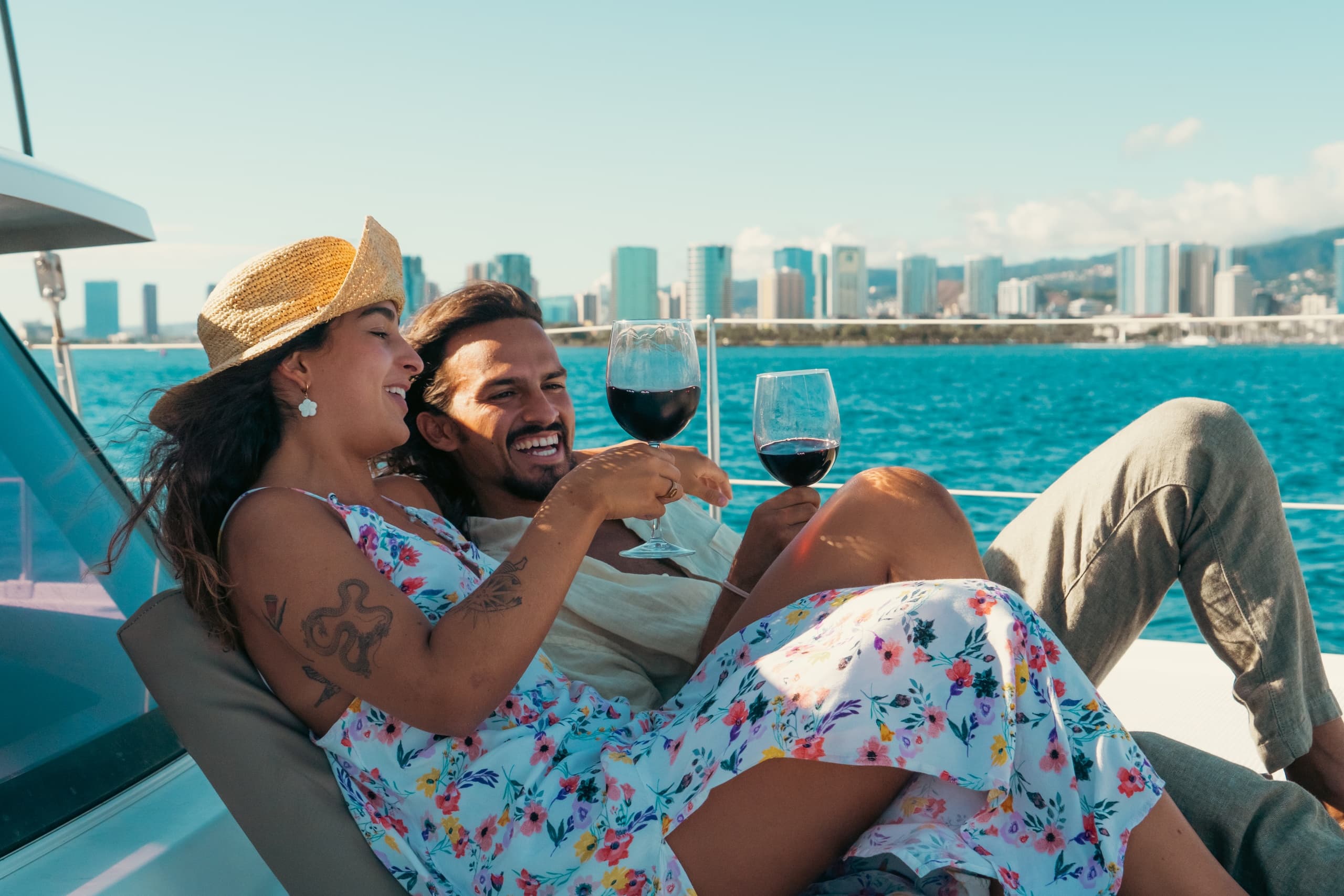 Luxury Yacht Cruise with Lokahi Cruises in Honolulu
