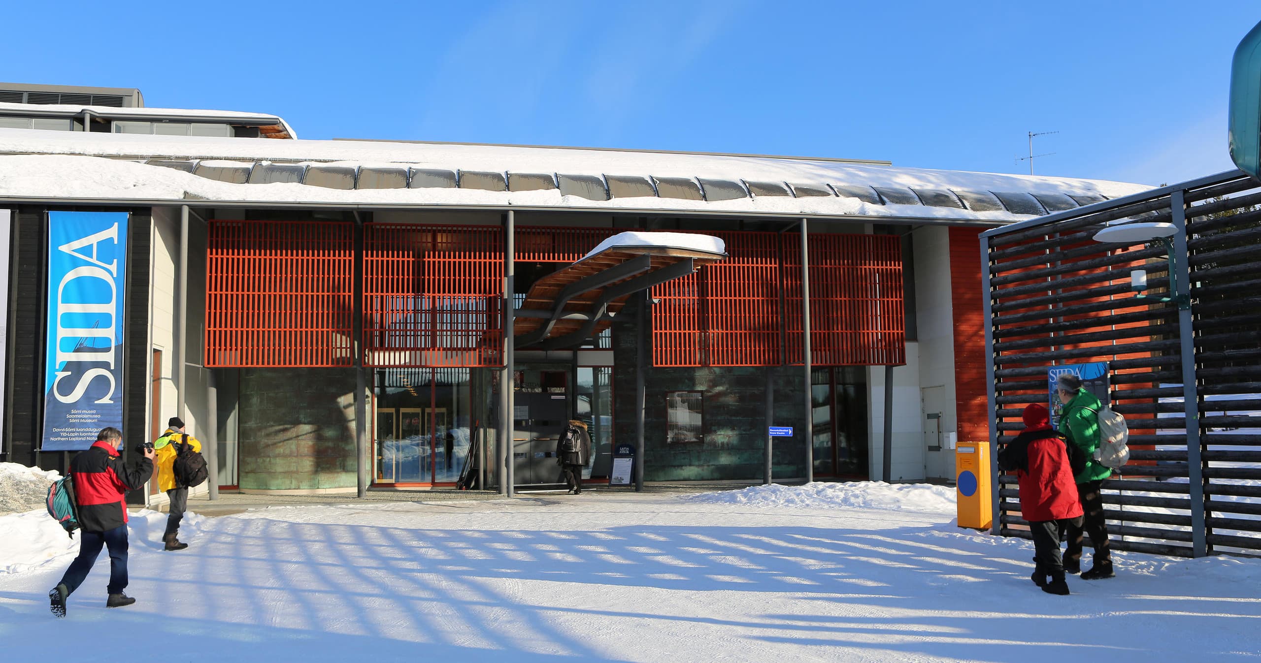 Guided Siida Museum & Lapland Nature Center Tour with Aurora Village Oy