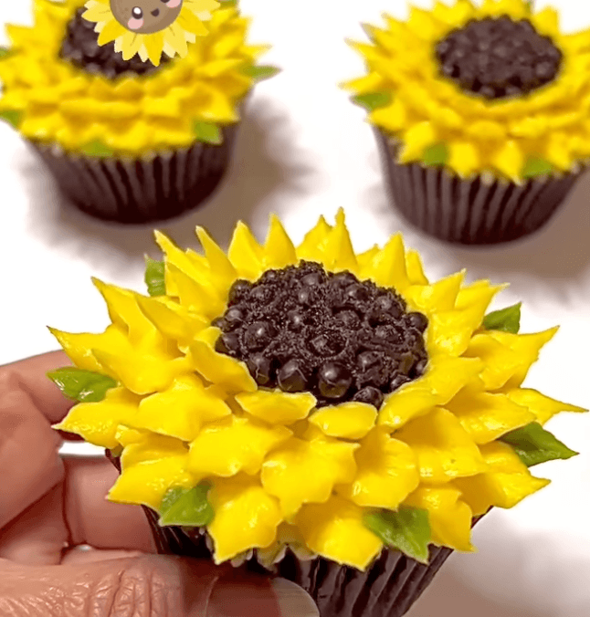 Flower Arranging & Decorating with Oma Yaya