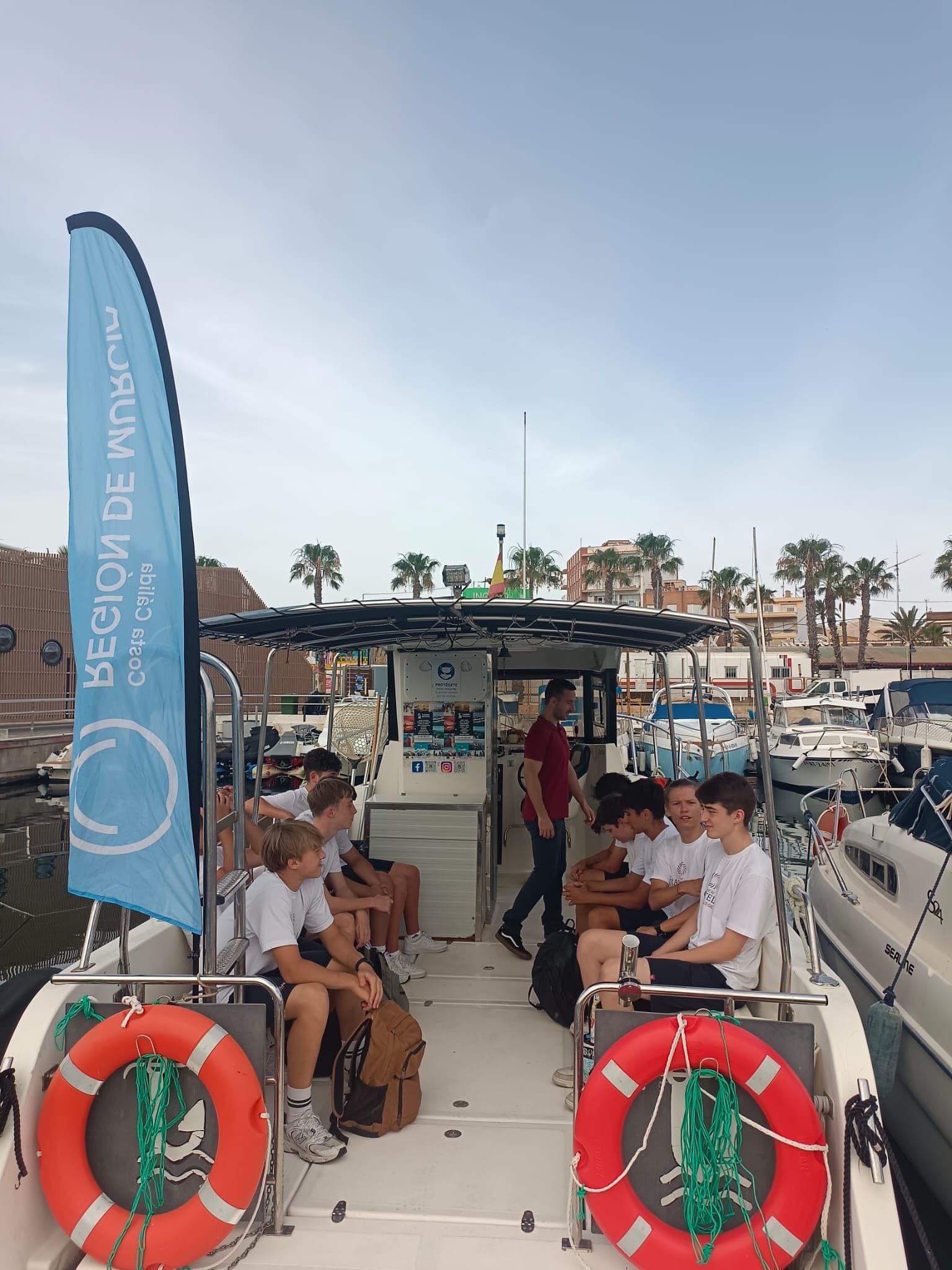School Boat Trip on the Mar Menor: Hands-On Marine Education from Lo Pagán photo 2
