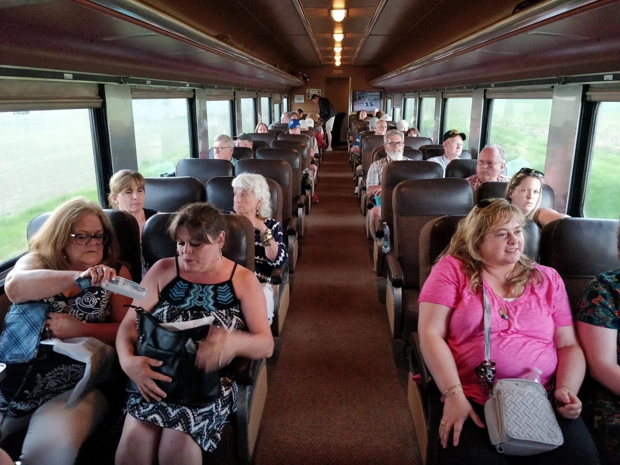 Applefest Express: Scenic Fall Train Ride from Cincinnati to Batesville photo 3