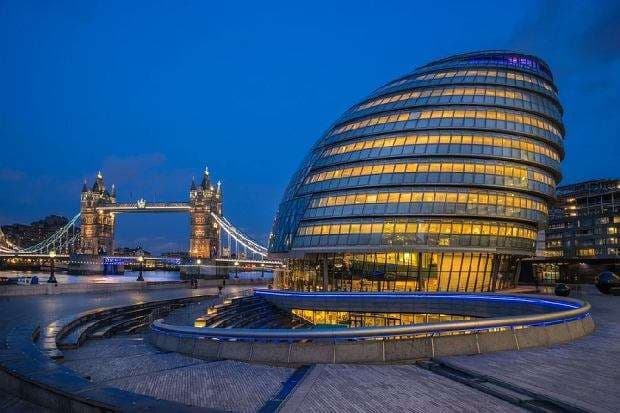 Walking the Thames: 2.5-Hour Southbank History Walk from St. Paul's to Tower Bridge photo 2