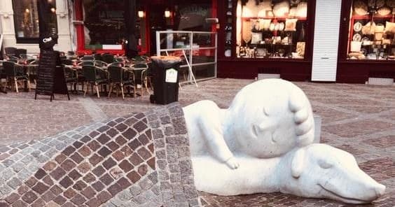 Cultural Storytelling & City Tour with BeroepsBelg BVBA in Antwerp