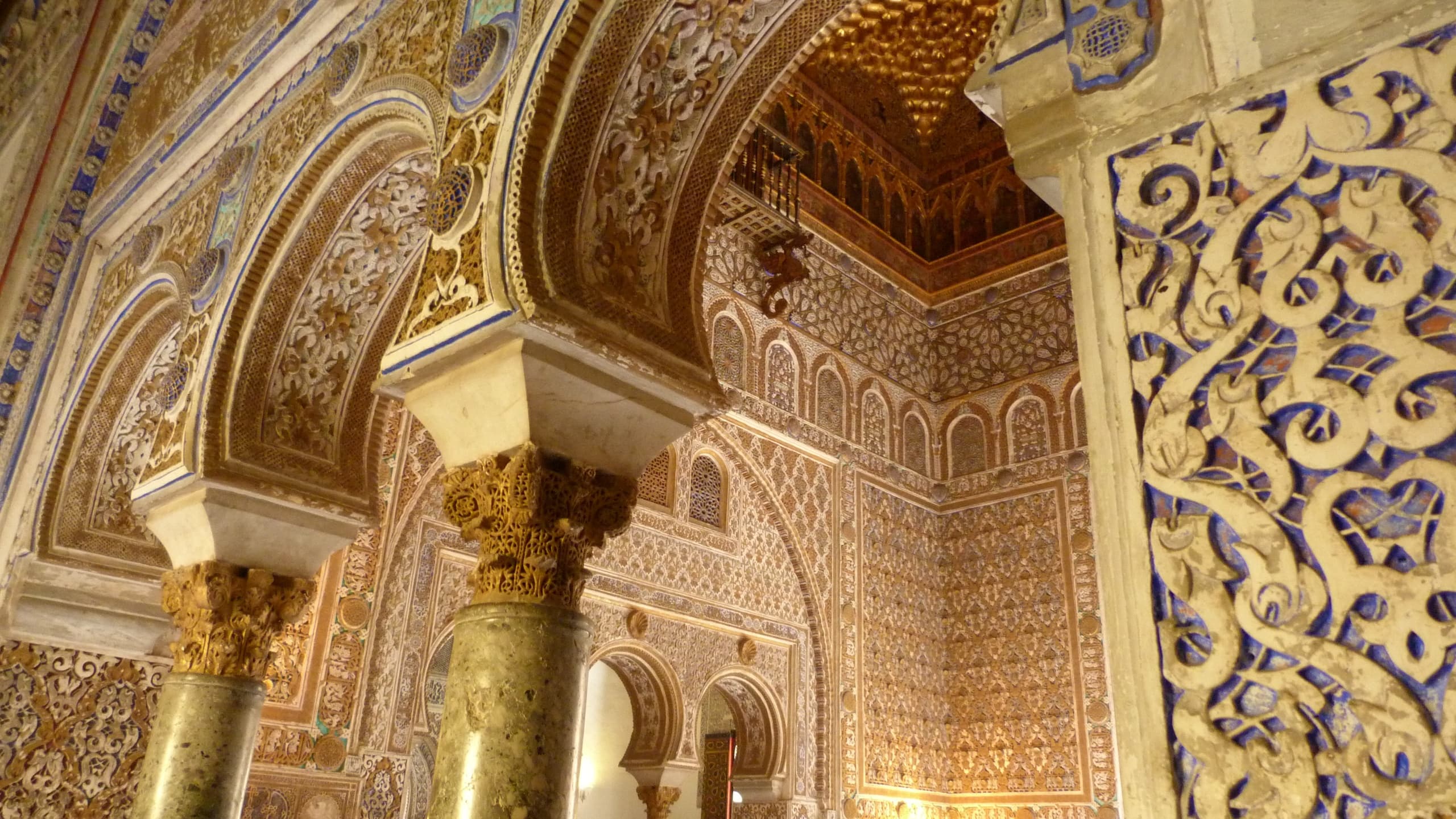 Historical & Cultural Tour of Sevilla's Alcazar with APIE