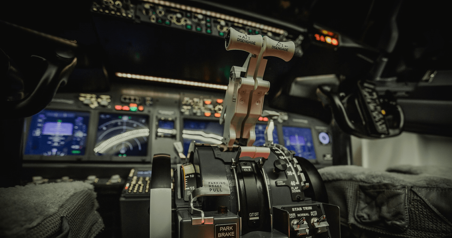 Boeing-737 Flight Deck Crew (2-8 Person) Package - 120 Minutes | Air Activities in Calgary | Attraction, Airplane photo 1