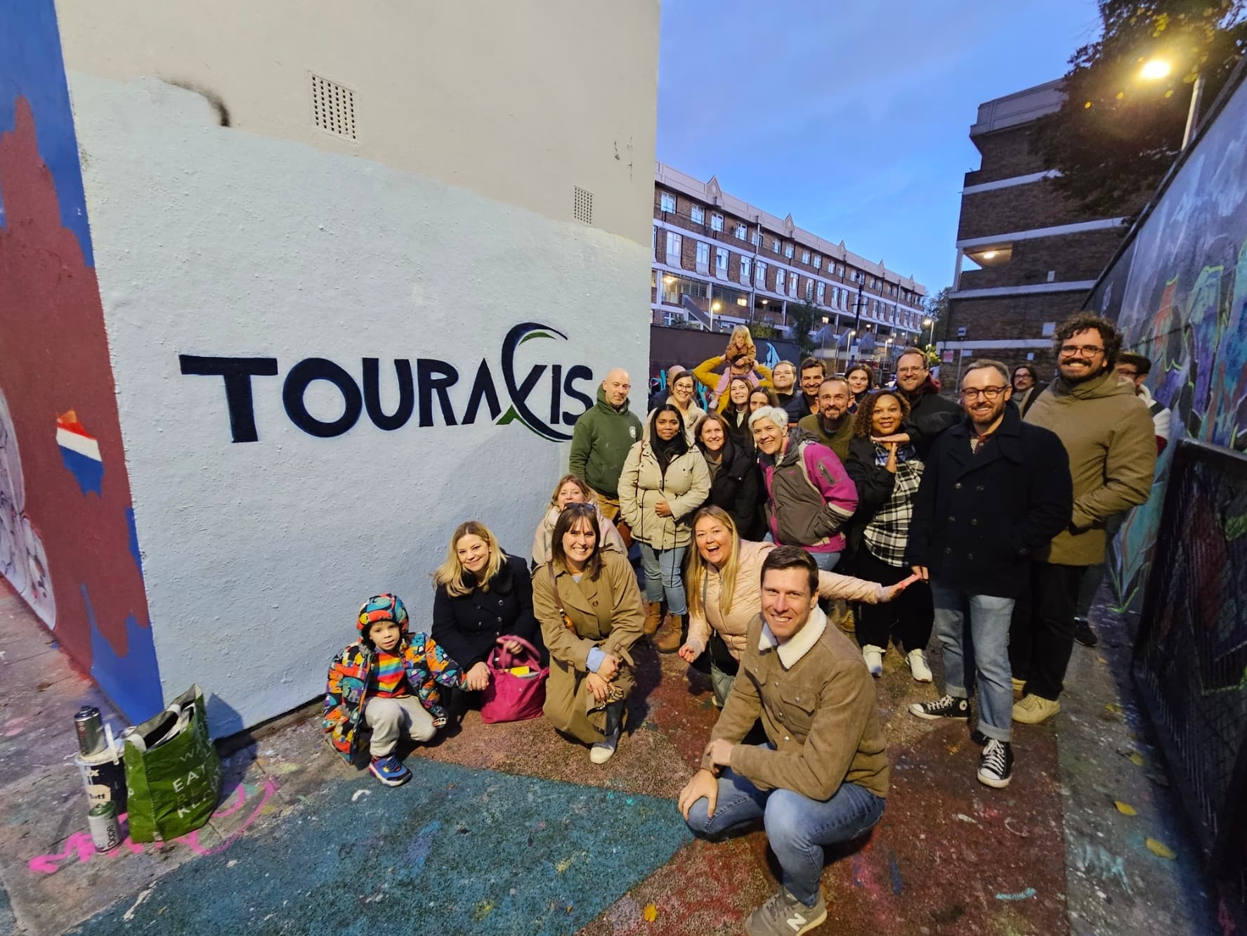 Brixton Graffiti Workshop and Street Art Tour: Create Your Tag in London