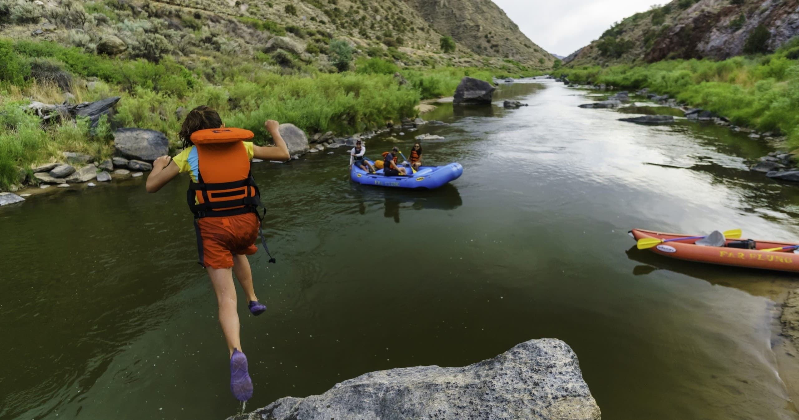Rio Grande Racecourse Half-Day: Family-Friendly Class III Rafting from Embudo