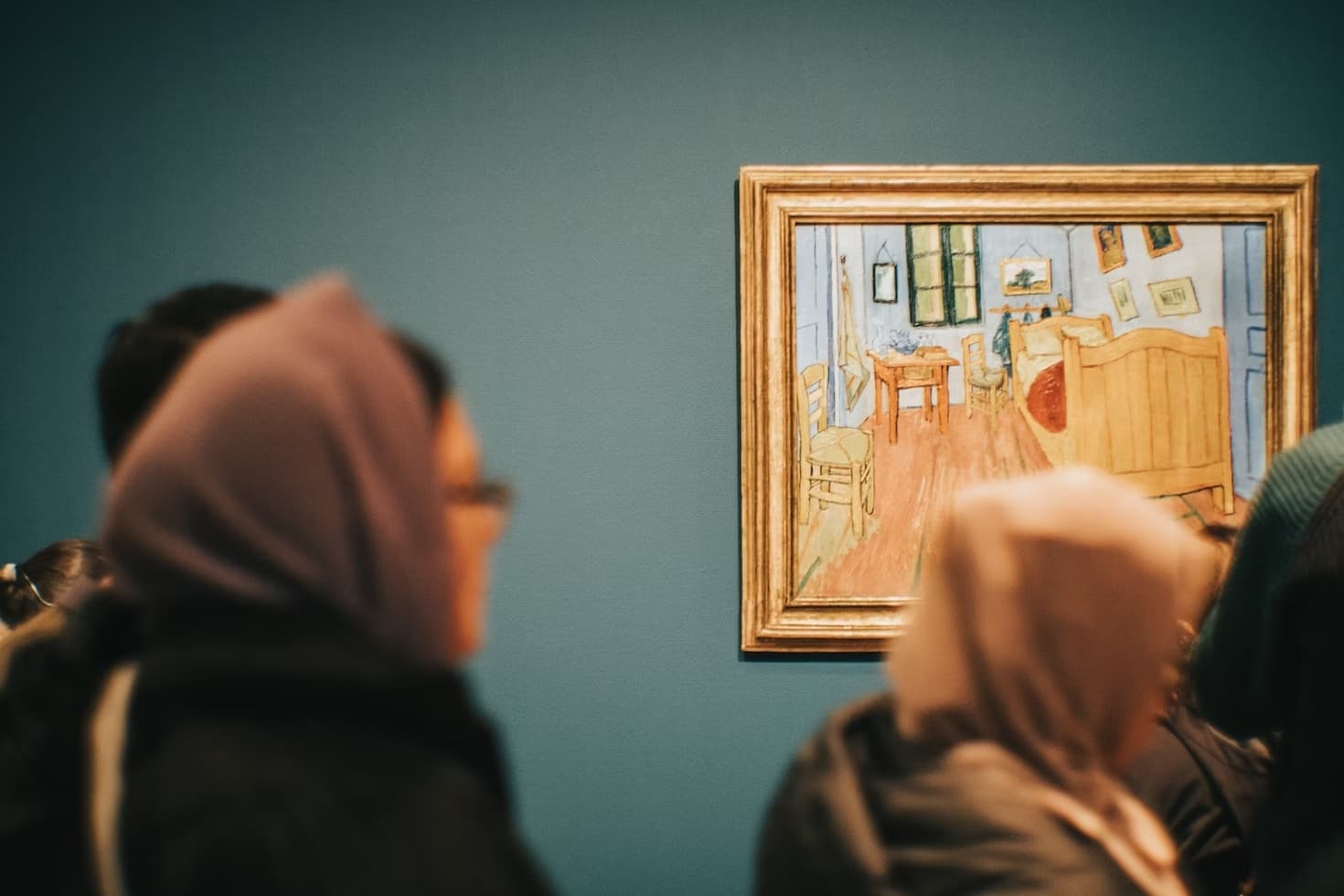 Cultural City Tours: Van Gogh Museum with InsolitAmsterdam