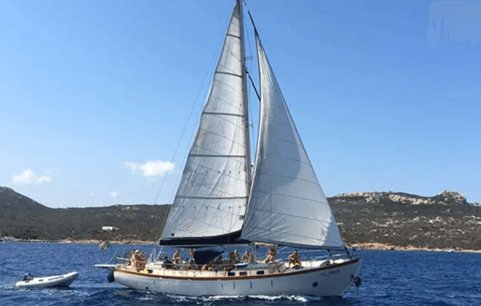Sicily’s Costa di Ulisse: Private 4-Hour Sailing Adventure from Catania