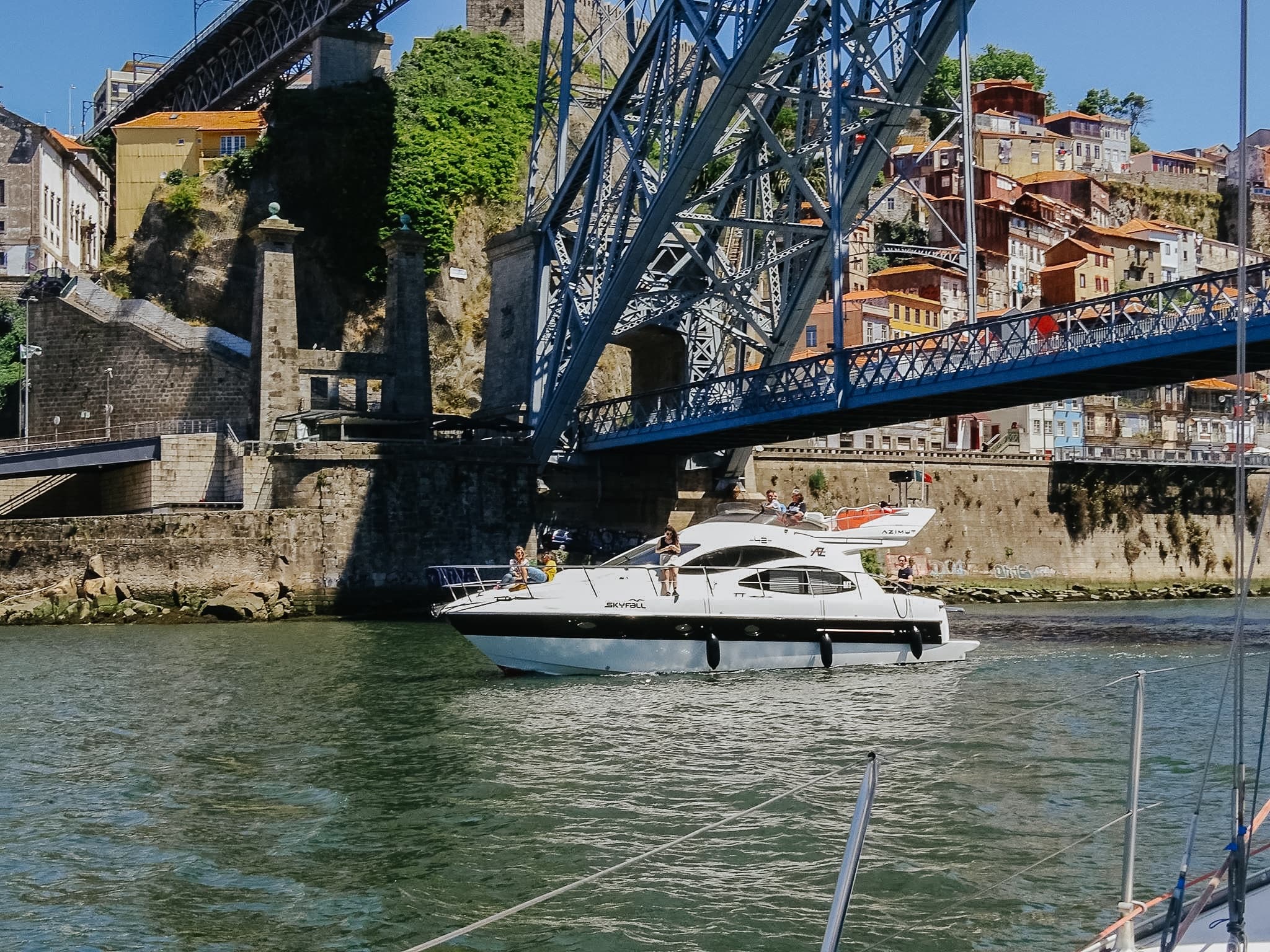 Full-Day Luxury Yacht Cruise on the Douro River: Locks, Islands & Swimming photo 3