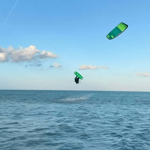Advanced Kiteboard Lessons at The Lagoon in Marathon, Florida