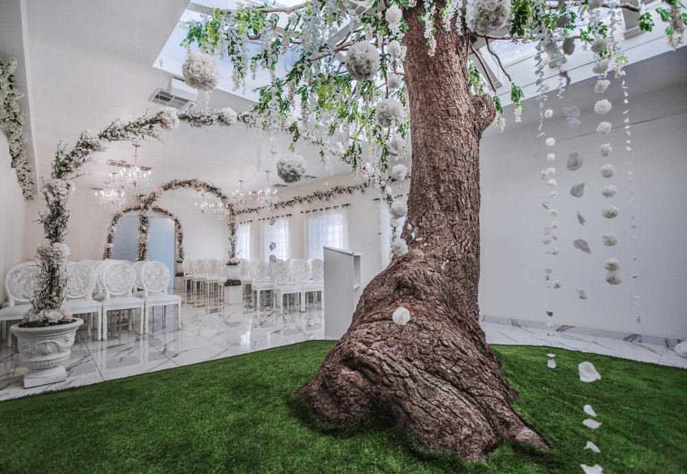 The Enchanted Moment: Private Wedding Experience in Las Vegas