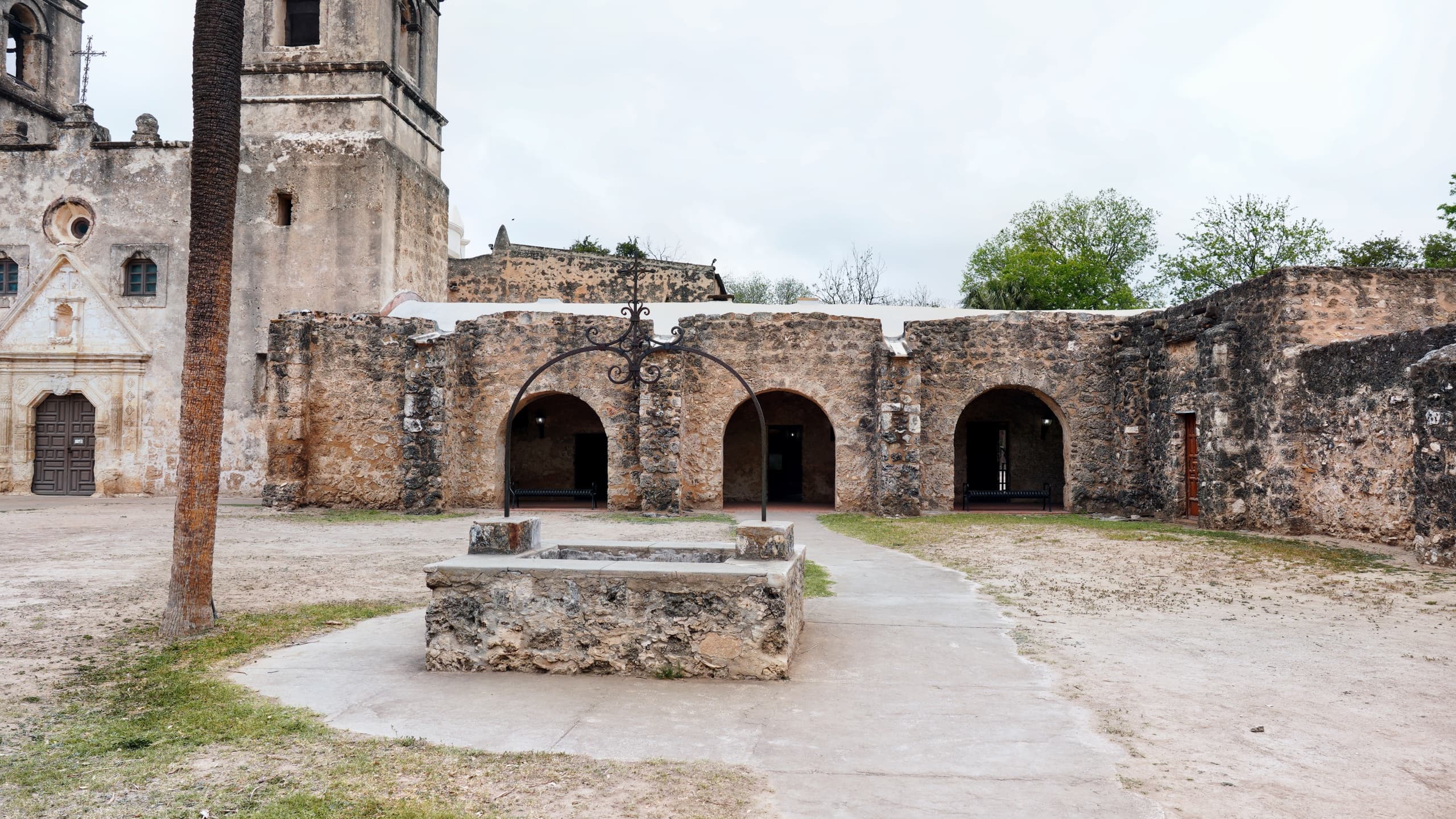San Antonio Missions Discovery Tour: A 3.5-Hour Walking Journey Through Spanish Colonial Landmarks photo 3
