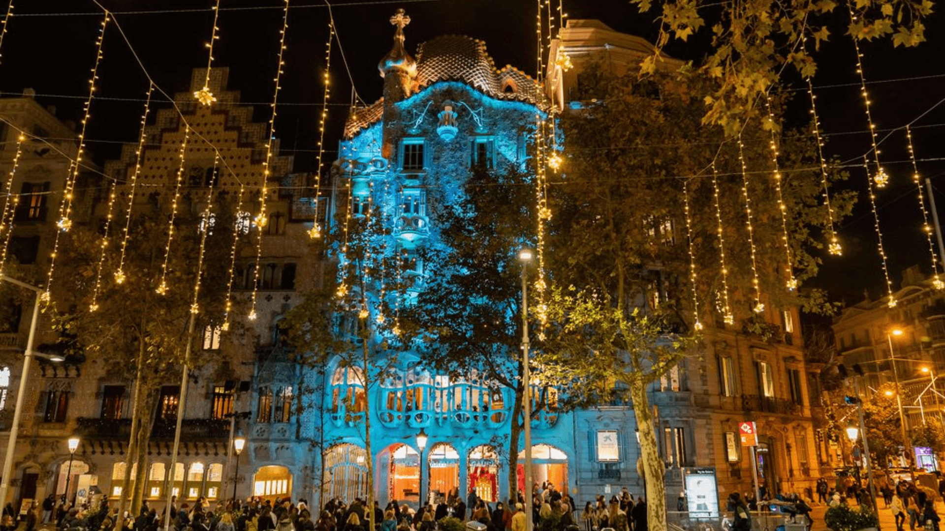 Ride Barcelona’s Holiday Lights and Christmas Markets by Bike
