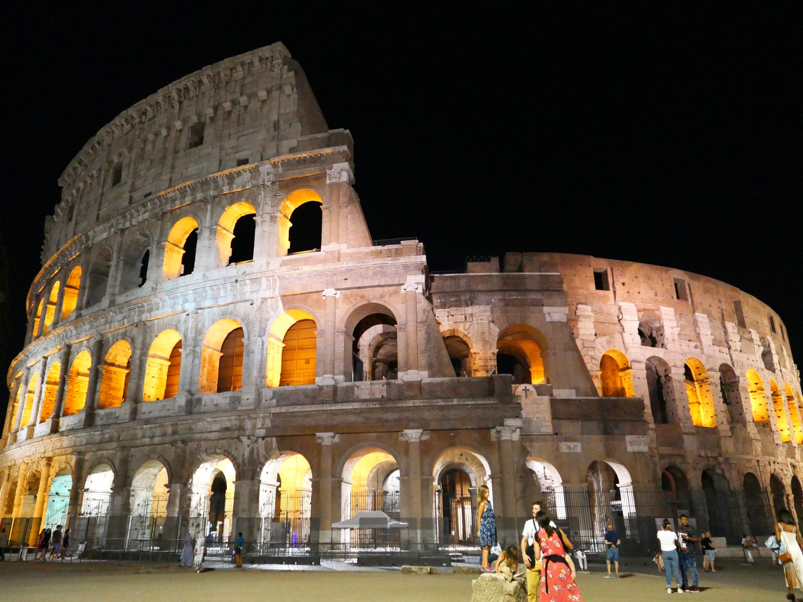 Evening Roman Ruins Tour with Touriks