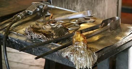 Glassblowing Workshop at Acorn Glassworks: Create Your Own Art in the Heart of Nature