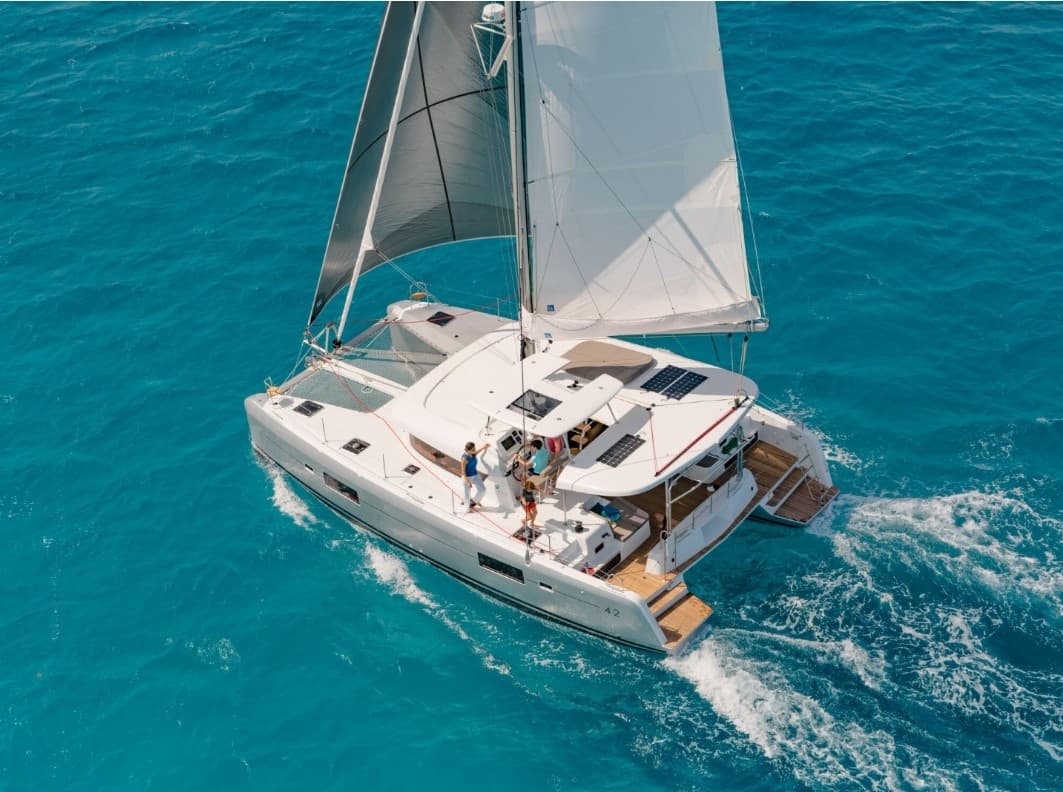 Outdoor Water Adventures with Rent a Boat in Lisbon