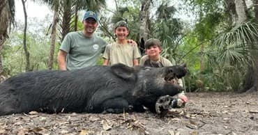 Extreme Trophy Boar Hunting with Bienvenue Outdoors in Florida