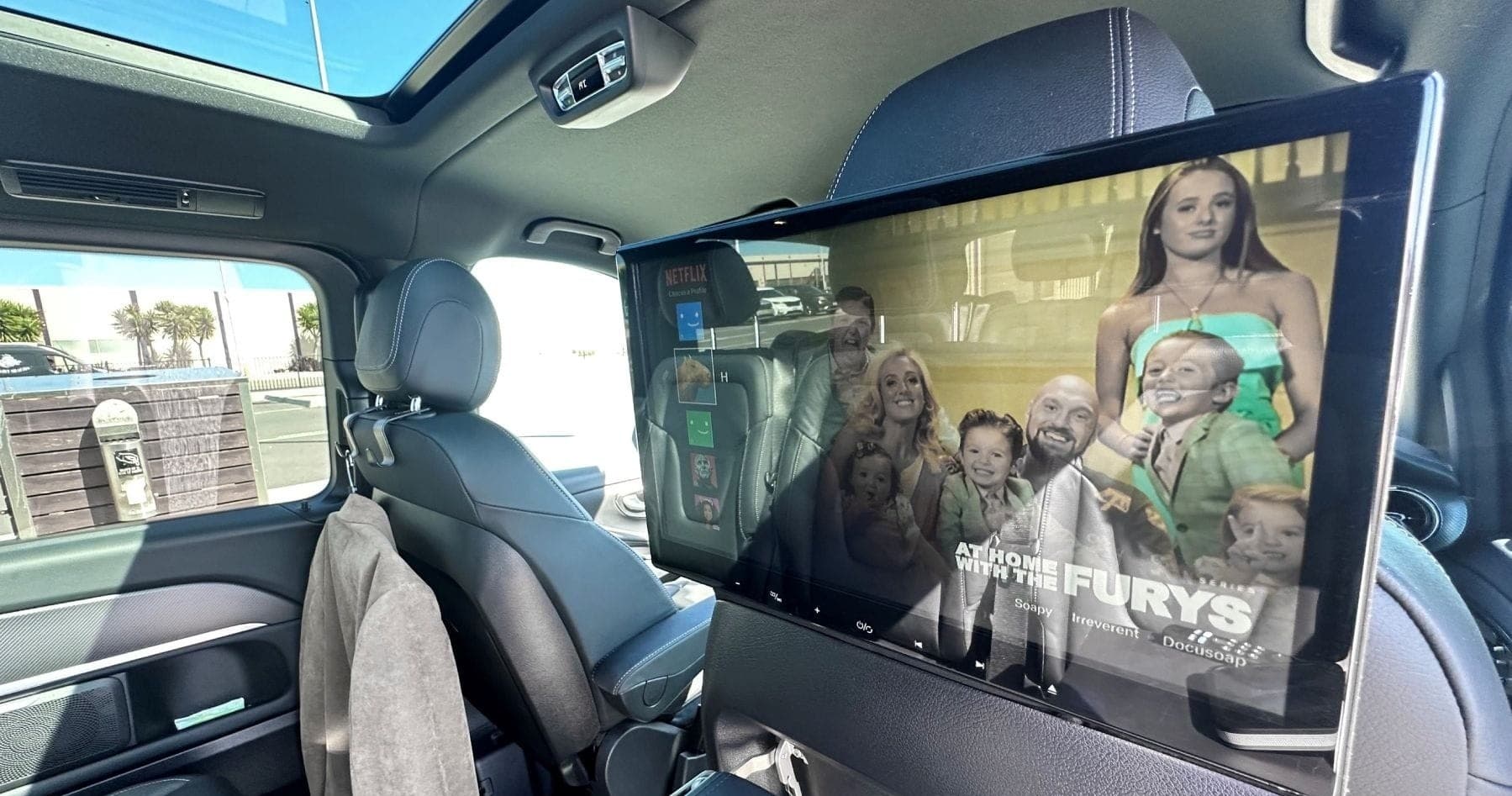 Luxury Transport from Lorne with Geelong Luxury Transfers