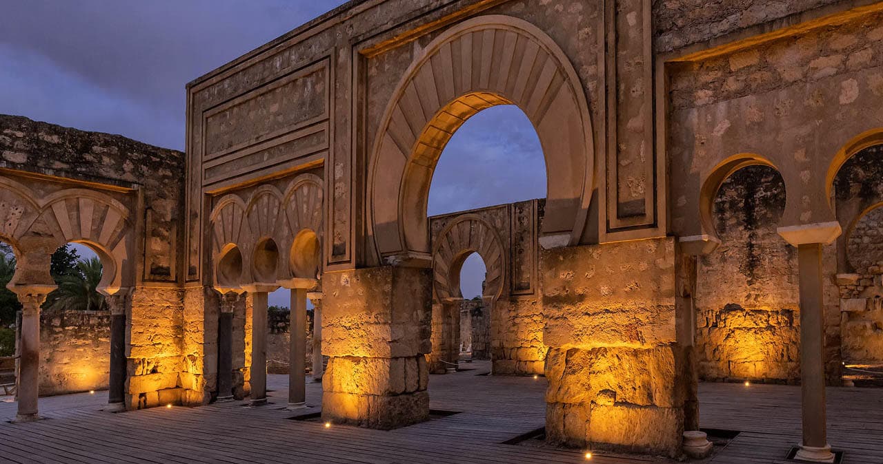 Night Tour of Medina Azahara with Artencordoba in Cordoba