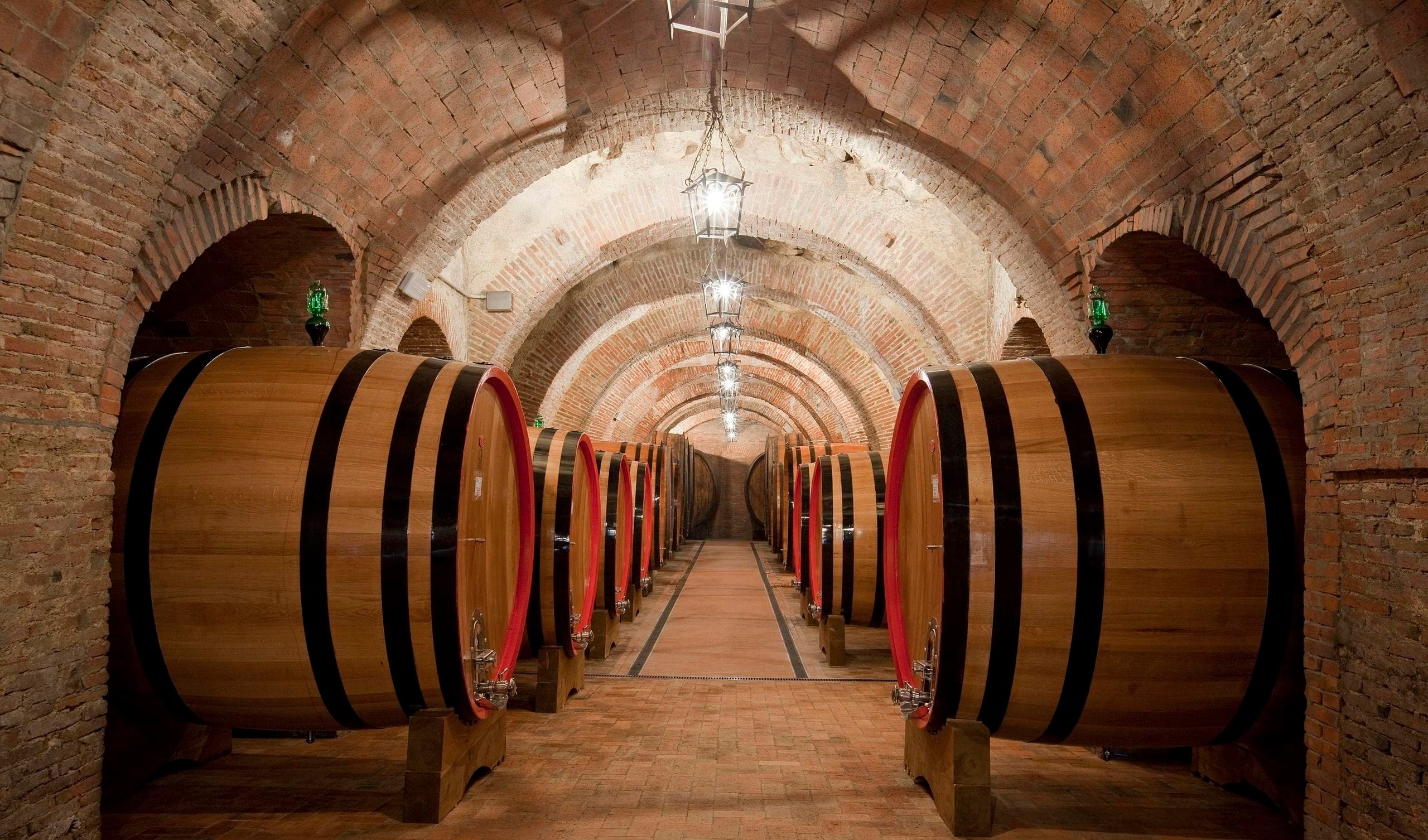 Wine Tasting & Tuscan Cuisine with Hidden Experiences in Montepulciano