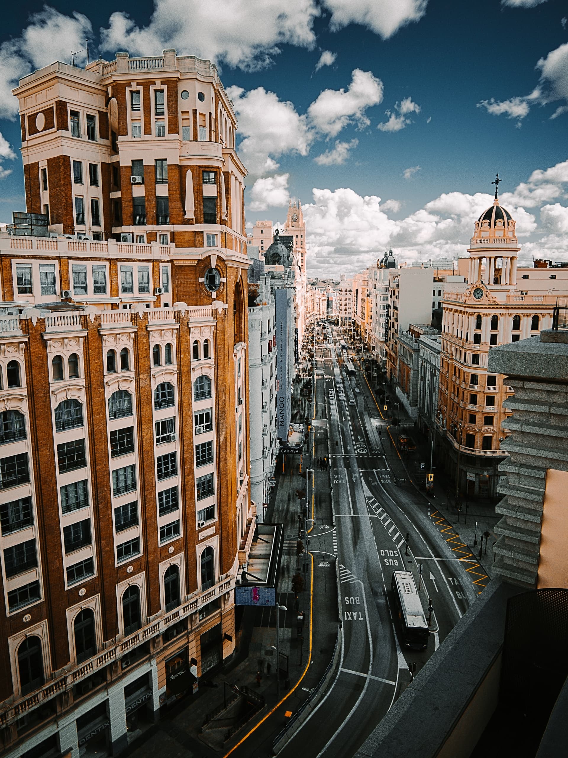 Modern Art Private Tours in Madrid with Ventana a la cultura