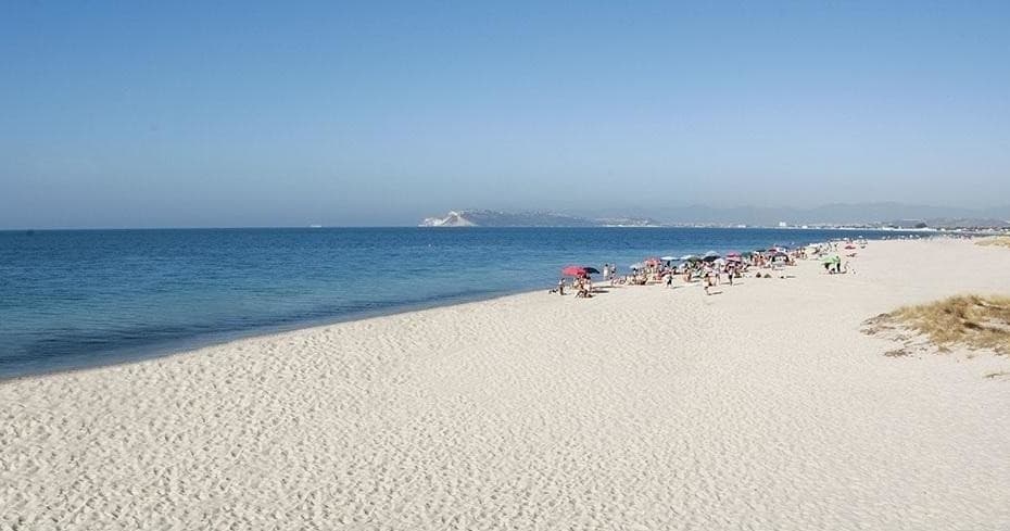 Kitesurf Lessons at Spiaggia del Poetto with Kite Zone Sardegna