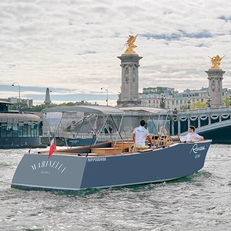 Paris Walking & Boat Tour with Babylon Tours Paris