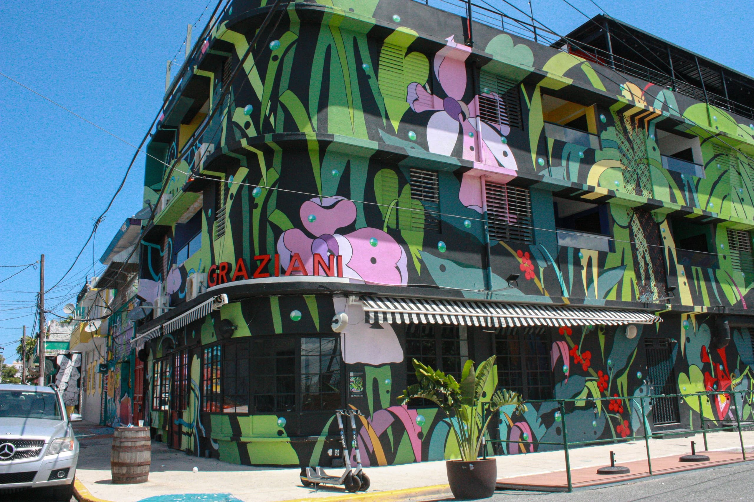 Explore Santurce's Best Bars on a Private Puerto Rico Tour