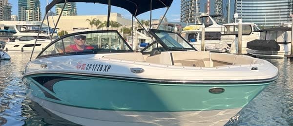 Monterey 21 Boat Rental Adventure in San Diego, CA