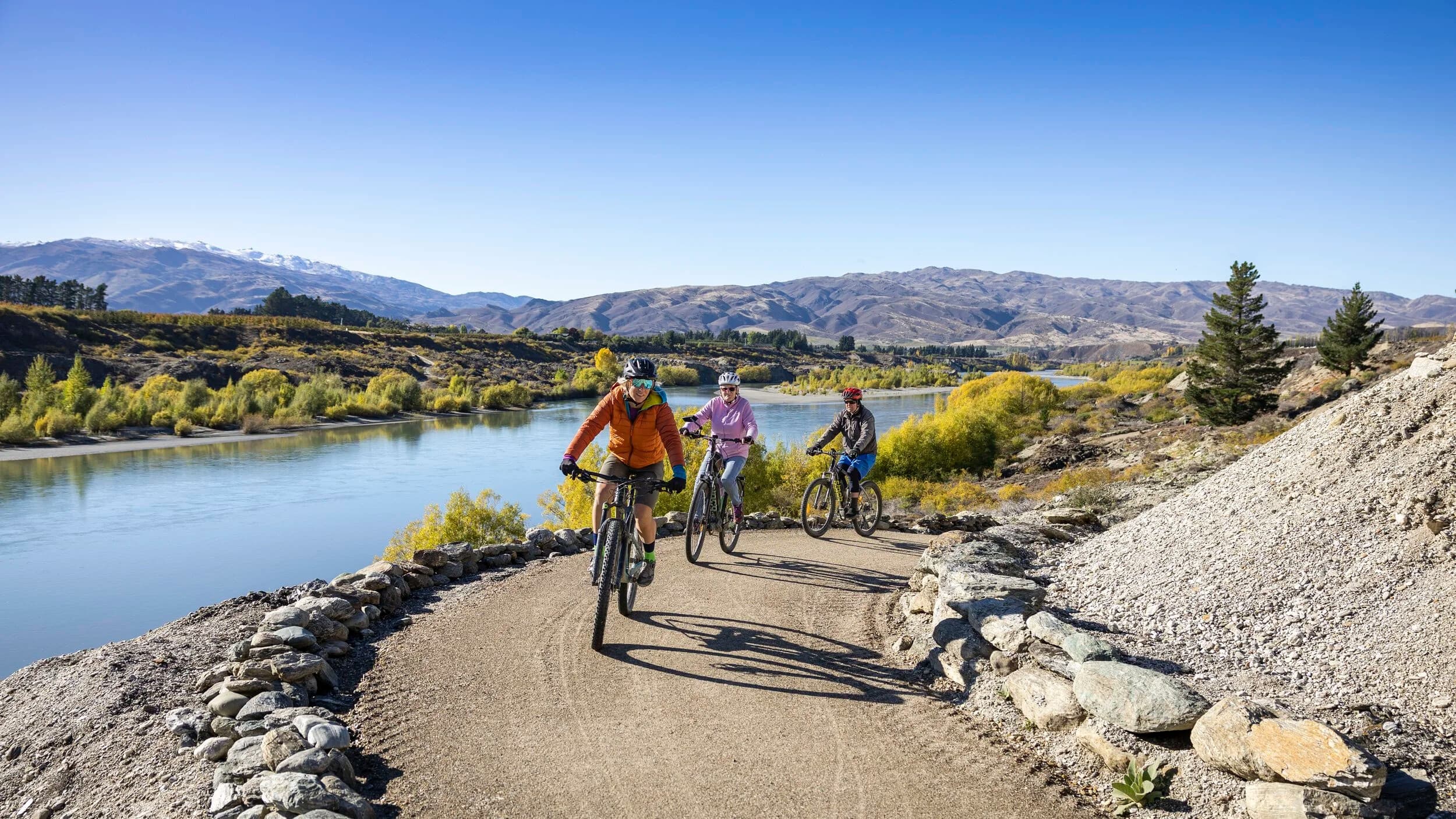 Kawarau Gorge NZ's Greatest 42km E-Bike Ride from Cromwell to Gibbston photo 3