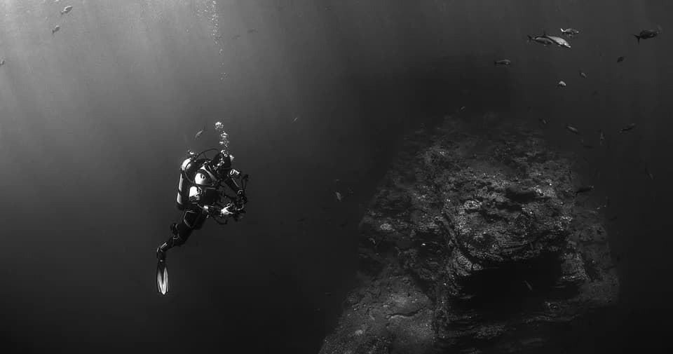 Water Activities at Deep Life Cancun Diving