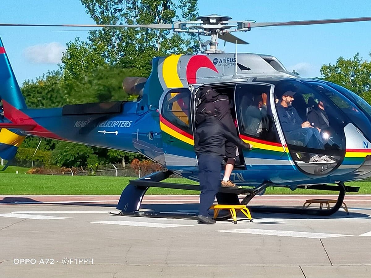 Niagara Falls Helicopter & Sightseeing Tours by Niagara Falls Sightseeing Tours