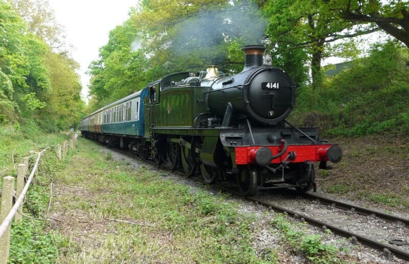 Historical Land & Water Adventure with Chigwell Tours & Visits