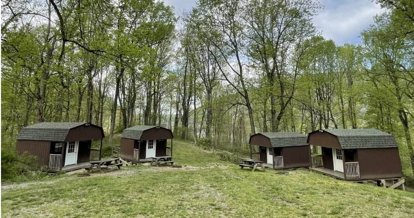 Escape to a Small Cabin Near Harpers Ferry: Cozy 1–7 Night Stays in Purcellville, VA