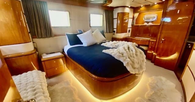 Seven-Day Private Liveaboard on the Gold Coast: Luxury, Water Sports & Beach Drops