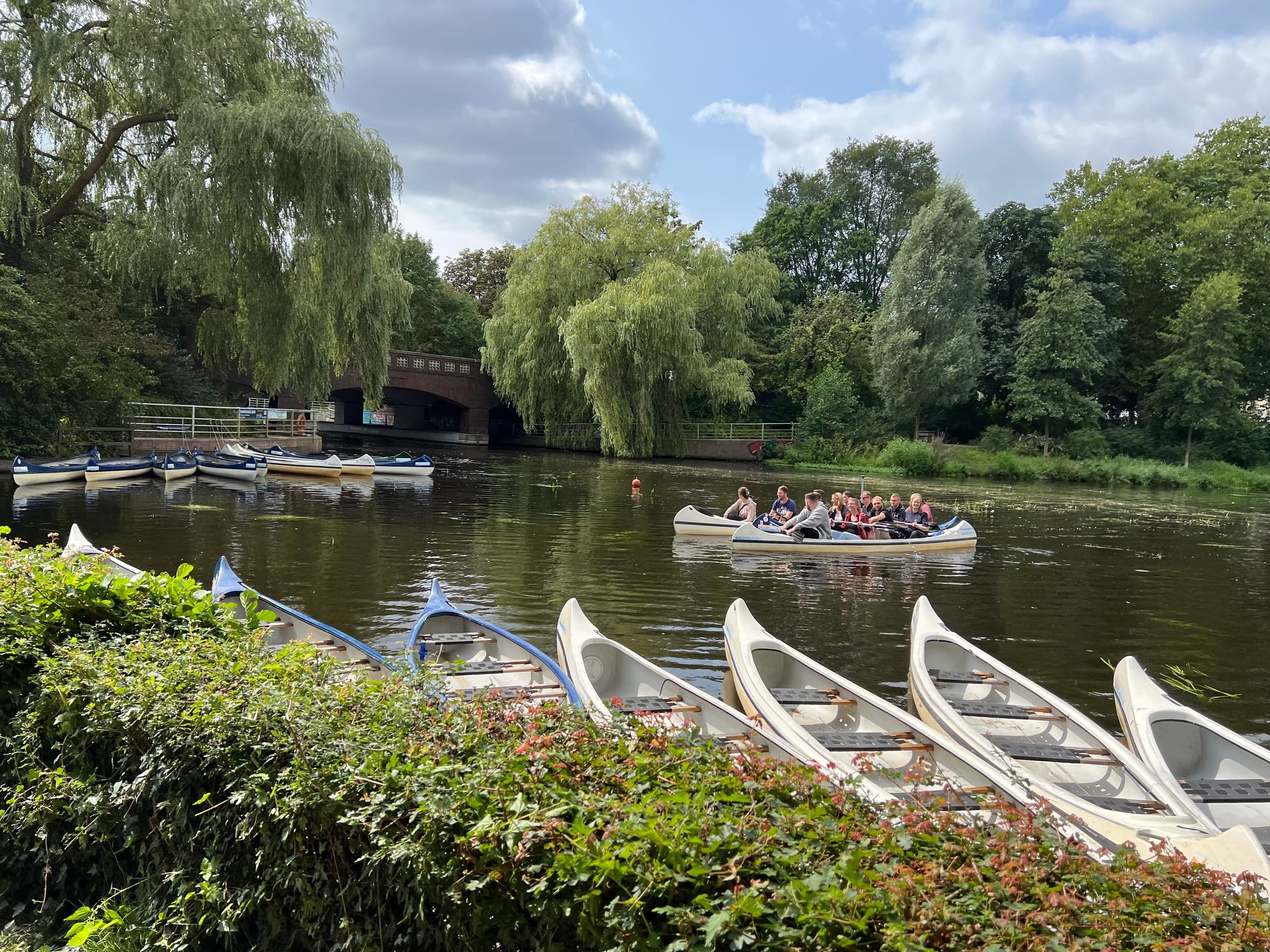 Langstrecken-Alstertour: 5-Hour Alster Canoe Route from Klein Borstel to Außenalster photo 1