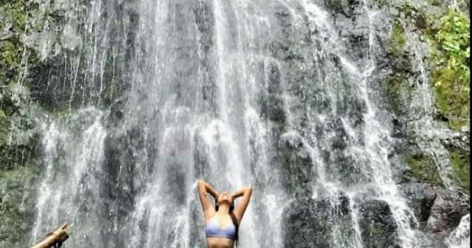 Public Guided Waterfall Hikes of Oahu in Honolulu